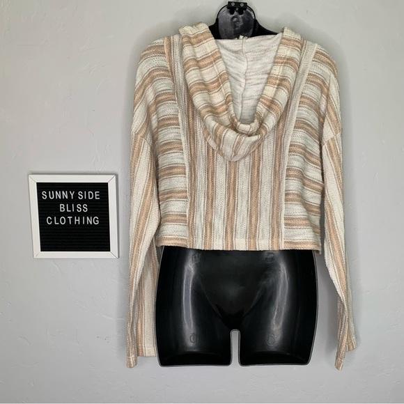 Roxy Striped Cropped Hooded Poncho Sweater Beige Cream Beachy Boho Size Small - Picture 6 of 12
